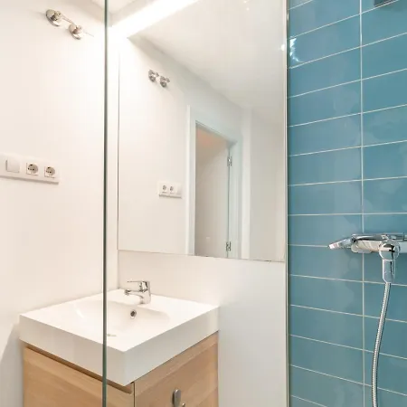 Barceloneta Ground Floor Unit Next To Ii Apartment *