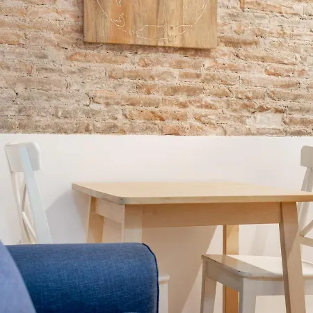 Barceloneta Ground Floor Unit Next To Ii Apartment
