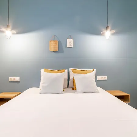Barceloneta Ground Floor Unit Next To Ii Apartment *